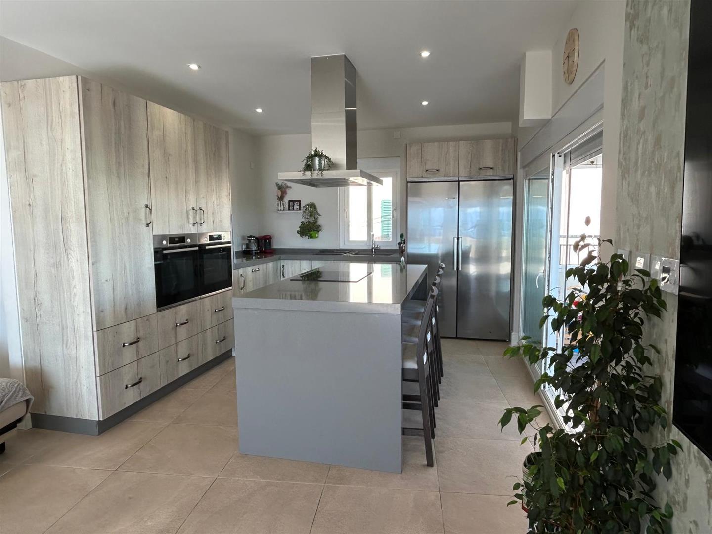 Image of Apartment - 3 Bedrooms - 2 Bathrooms for Sale in South District-Gibraltar, Image 2